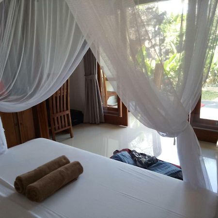 Suryadina Guest House Ubud Exteriör bild