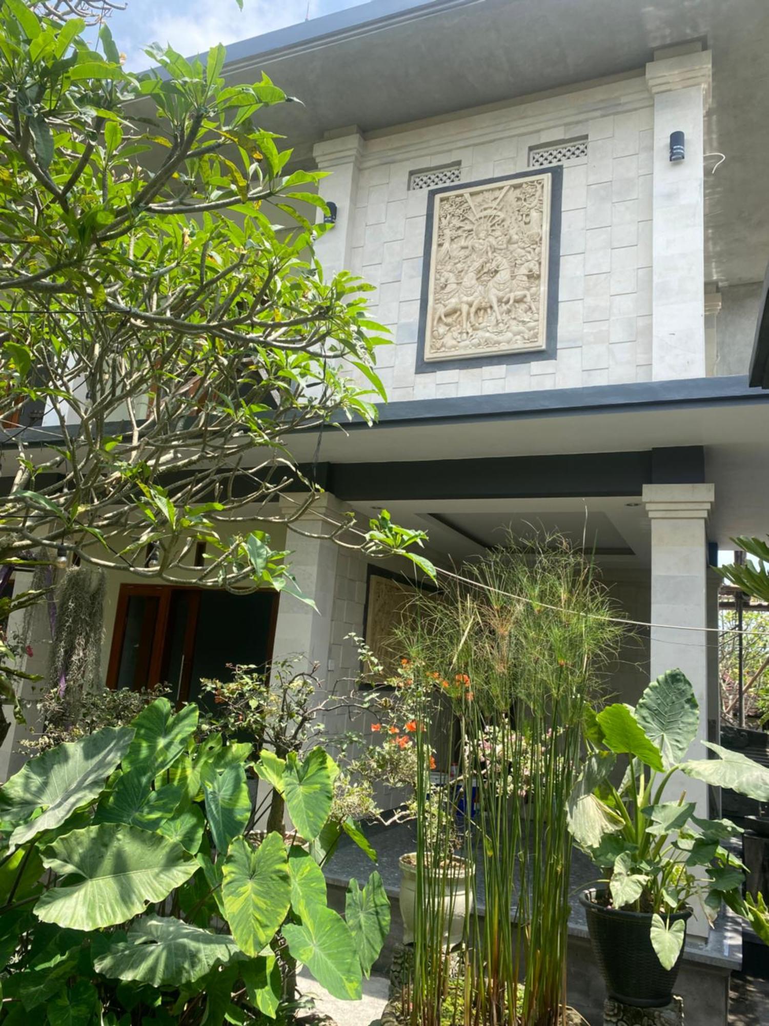 Suryadina Guest House Ubud Exteriör bild
