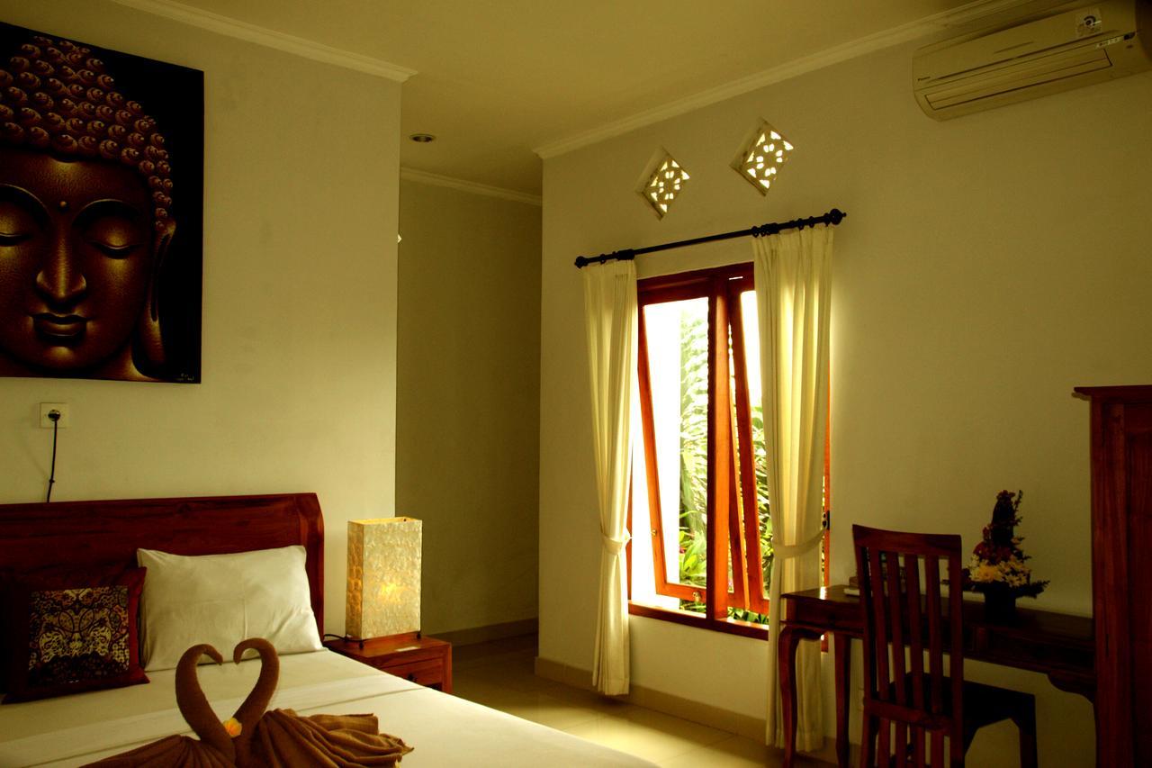 Suryadina Guest House Ubud Exteriör bild