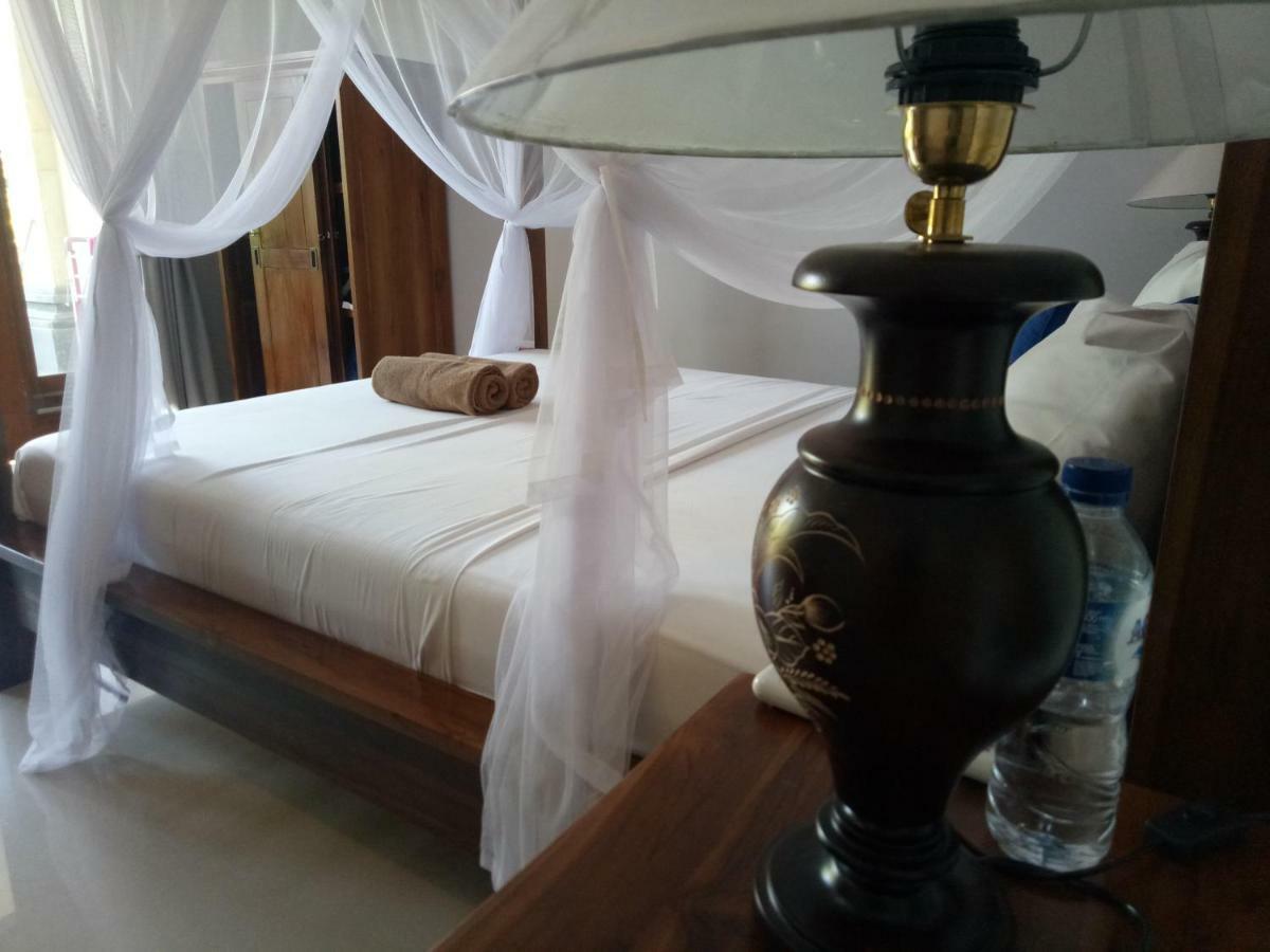 Suryadina Guest House Ubud Exteriör bild